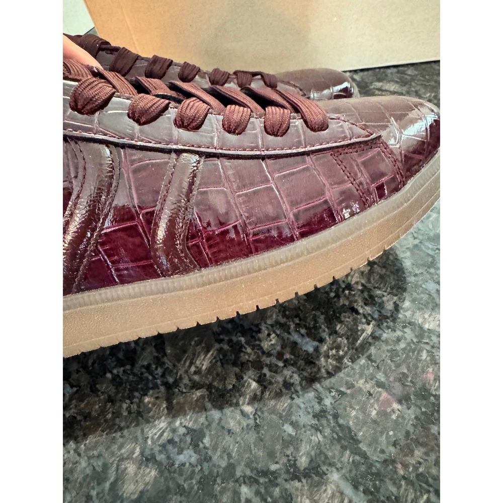 Aldo Chicsneaker2 Burgundy Croc Embossed Low Top Sneakers Womens 10 41 Gum Sole - Picture 5 of 6